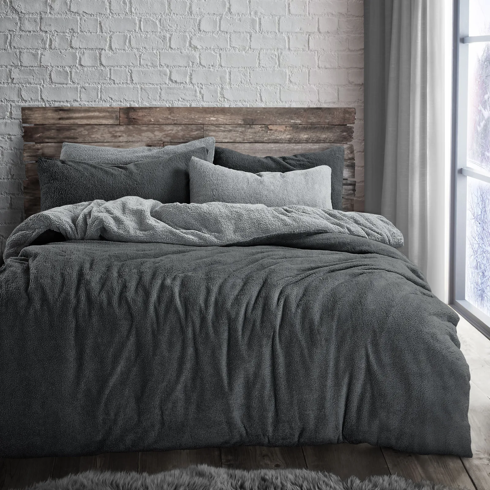 Velosso Teddy Two Tone Warm & Cosy Duvet Cover & Pillowcase Set in Charcoal