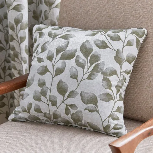 Layla Cushion 1