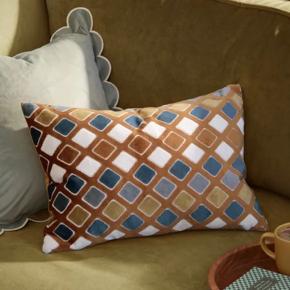 Furn. Metro Diamond Velvet Rectangle Cushion 1