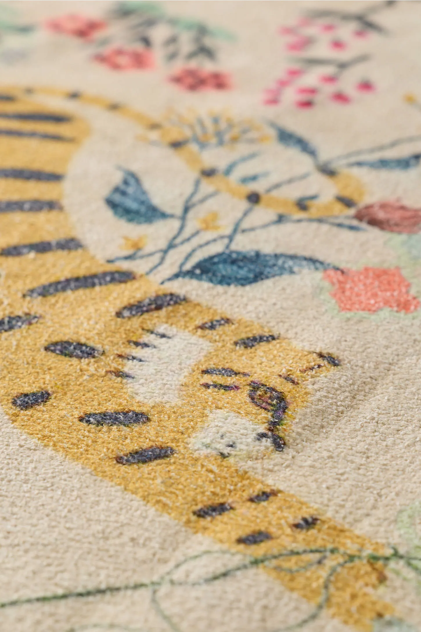In The Jungle 5x7ft / 150x210cm Rug 3