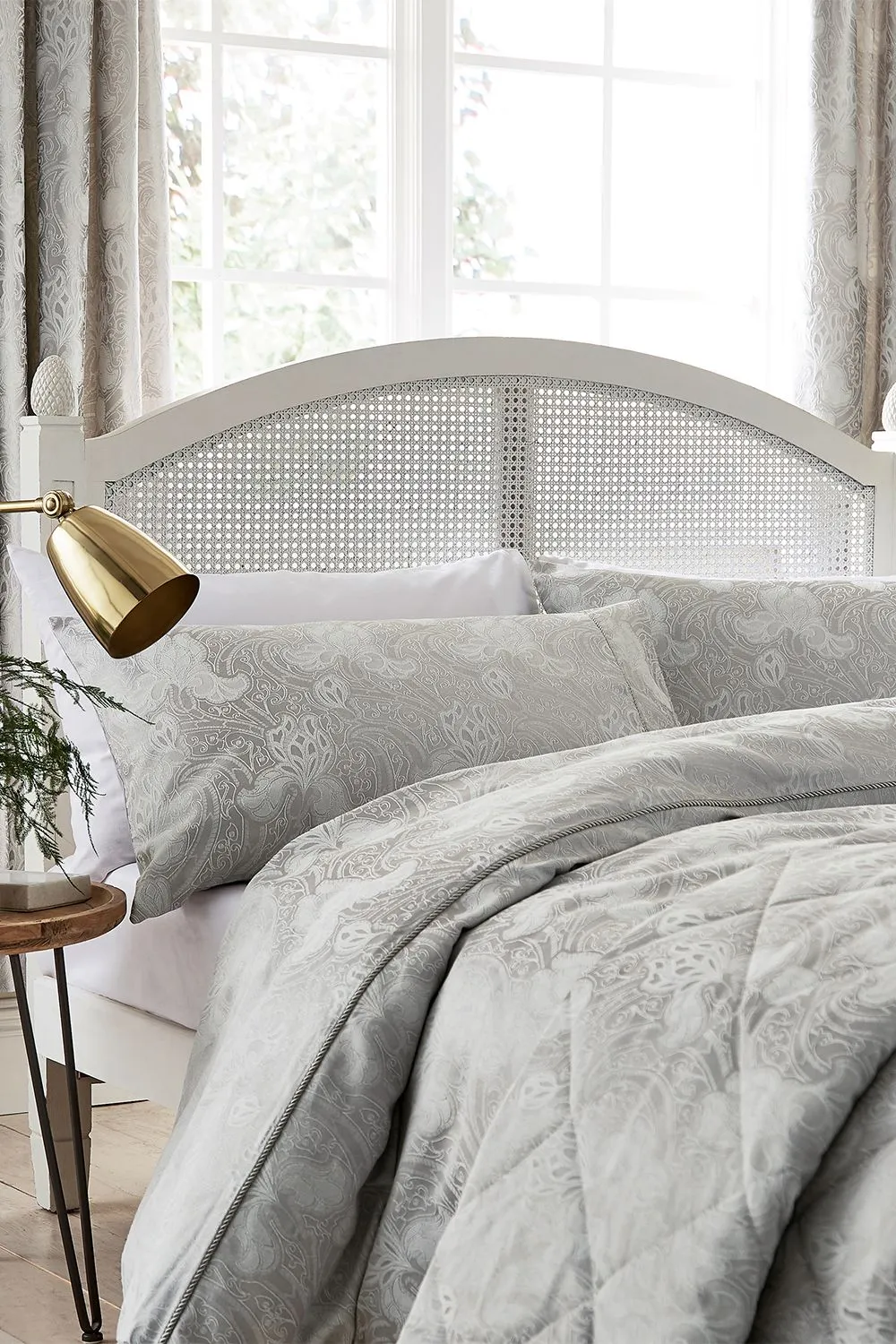 Sanderson 'Ashbee' Duvet Cover Set in Silver 2