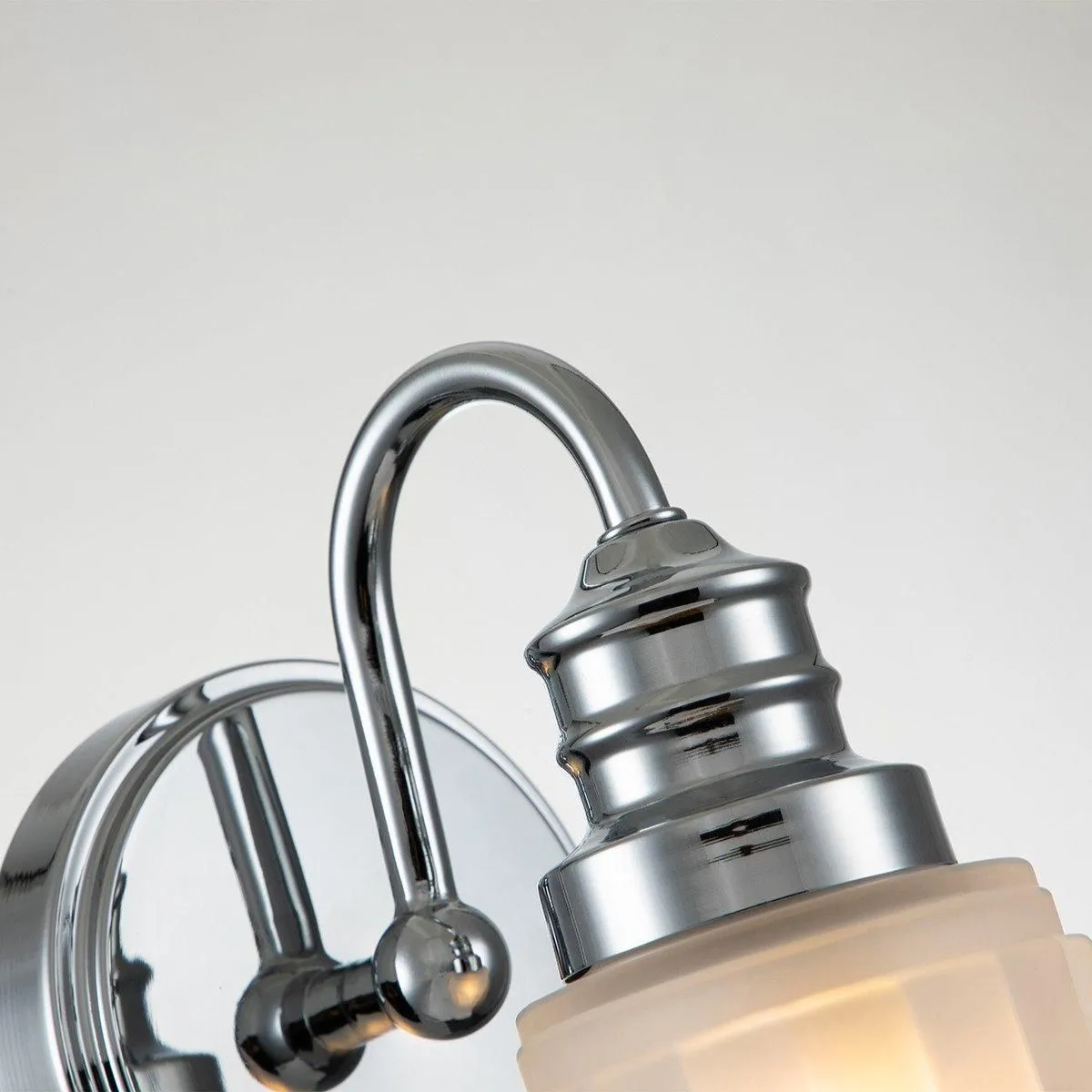 Netlighting Quoizel Swell Wall Lamp Polished Chrome IP44 in Grey 2
