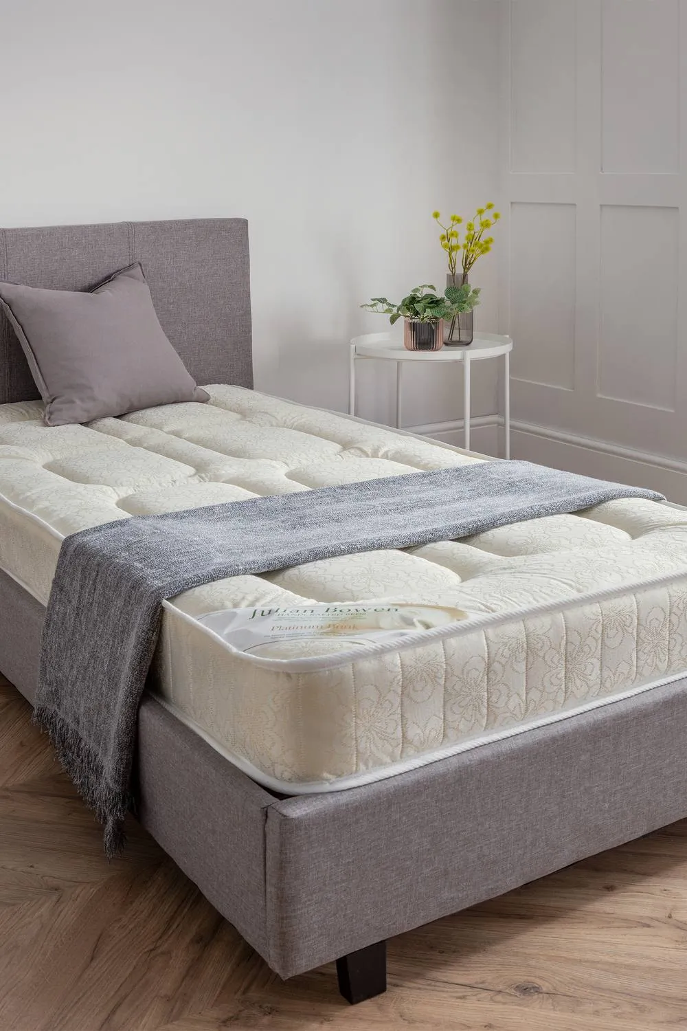 Julian Bowen Platinum Bunk Spring Mattress in White