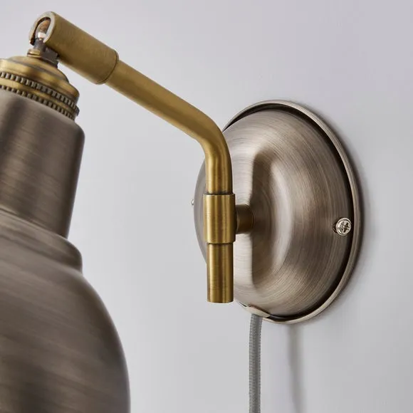 Bradwell Plug In Wall Light 4