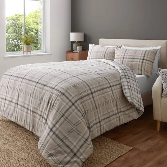 Catherine Lansfield Kelso Patchwork Duvet Cover and Pillowcase Set 2