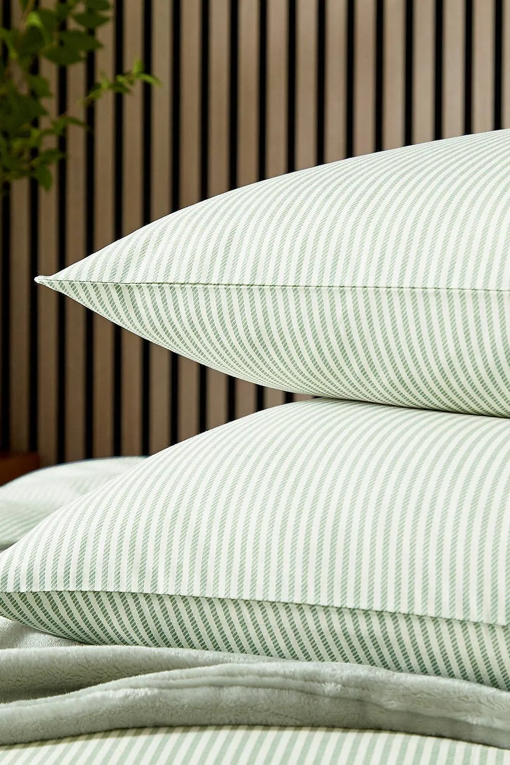 Helena Springfield 'Twill Stripe' Duvet Cover Set in Green 5