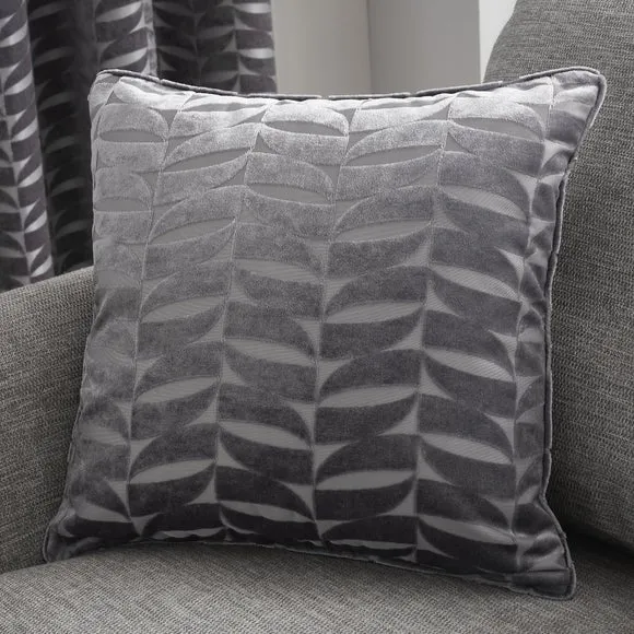 Curtina Kendal Jacquard Eyelet Curtains 4