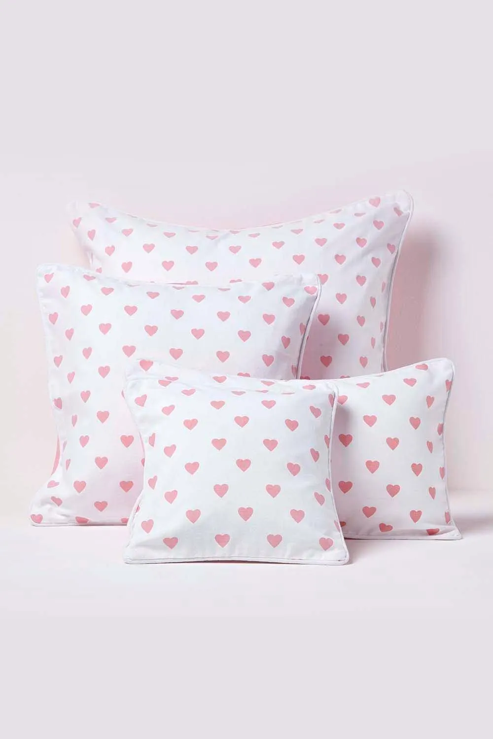 Homescapes Cotton Hearts Cushion Cover in Pink 5
