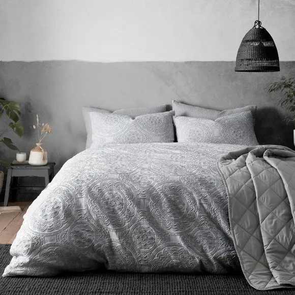 Tama Global Duvet Cover and Pillowcase Set 2