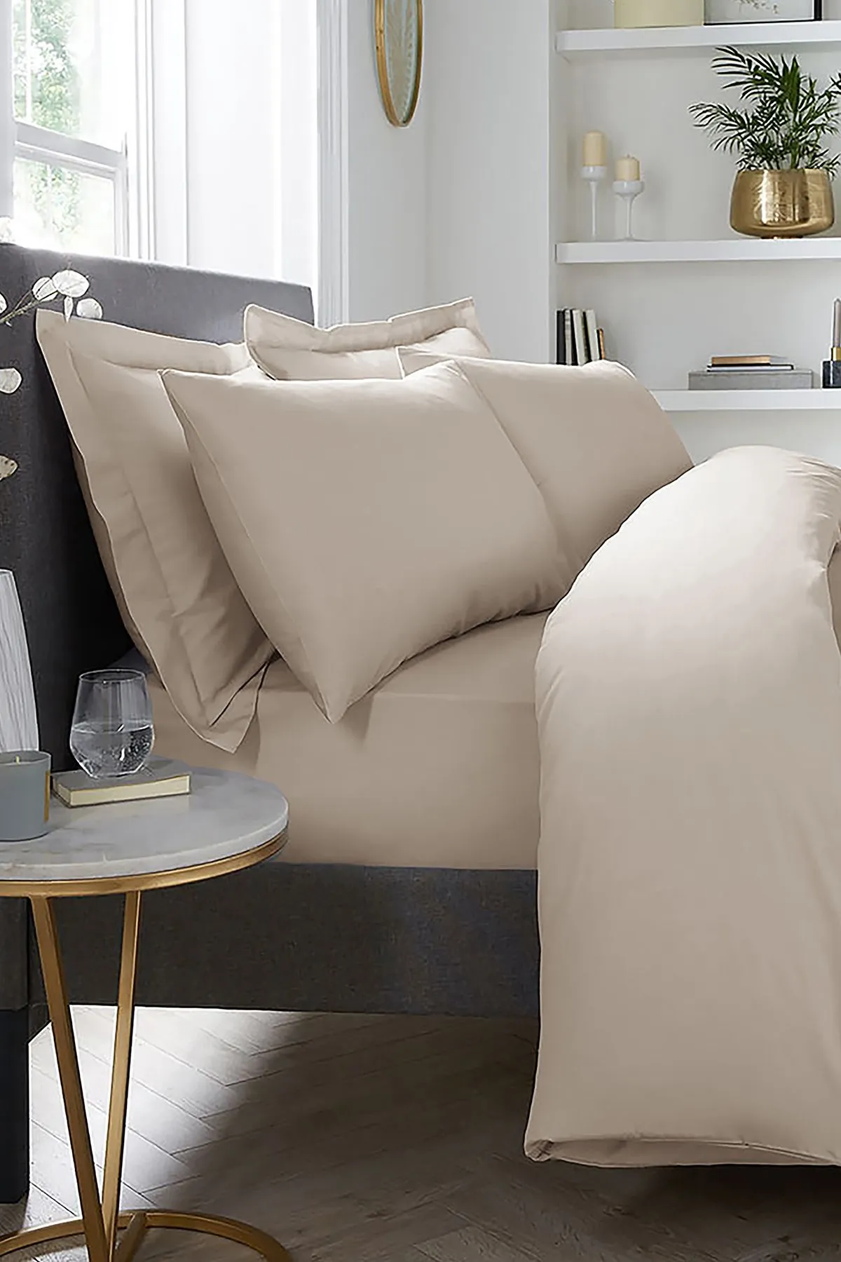 Appletree 'Premium 200TC Plain Dye' Hotel Quality 100% Percale Cotton Oxford Pillowcases (Pair) in Natural 3