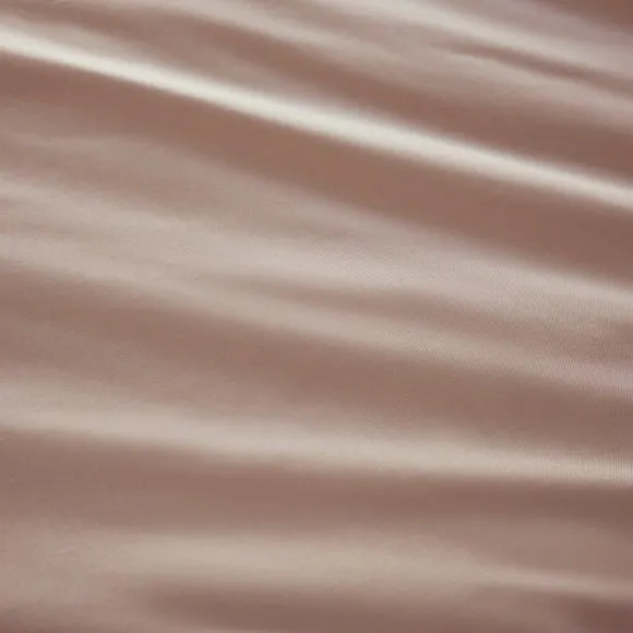 100% Egyptian Cotton 220 Thread Count Flat Sheet 2