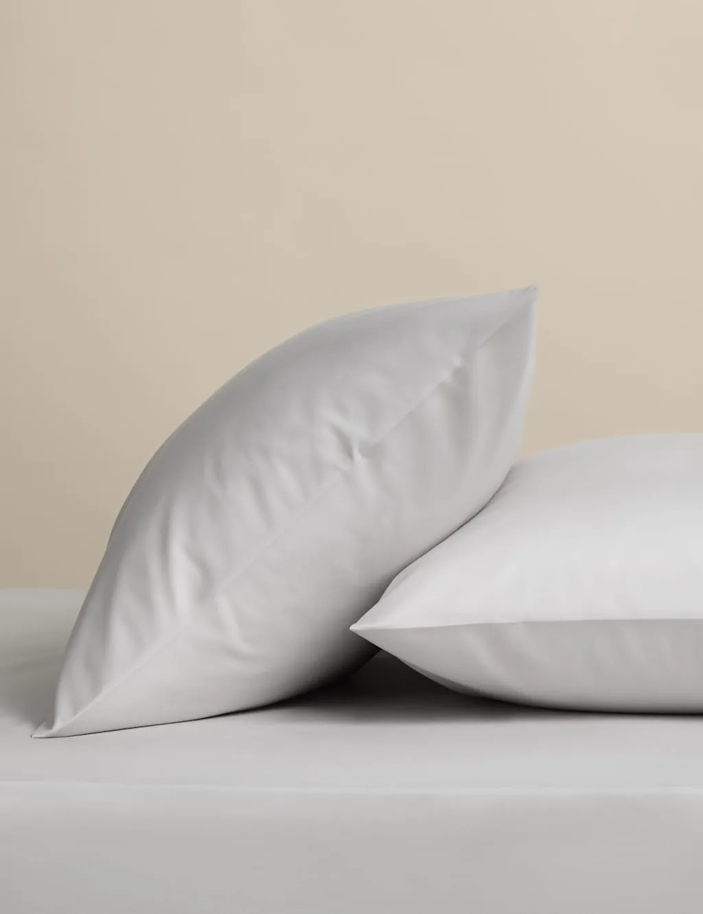 M&S Egyptian Cotton 400 Thread Count Crisp Pillowcases Dove