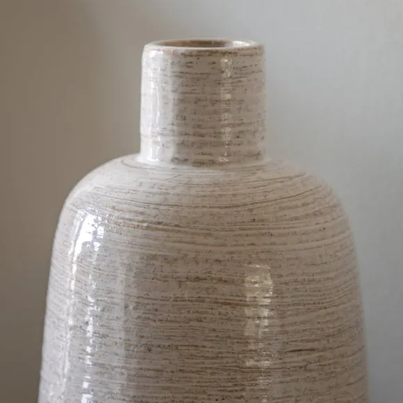 Crossland Grove Clichy Ceramic Bottle Vase 160X160X265Mm, Cream 2