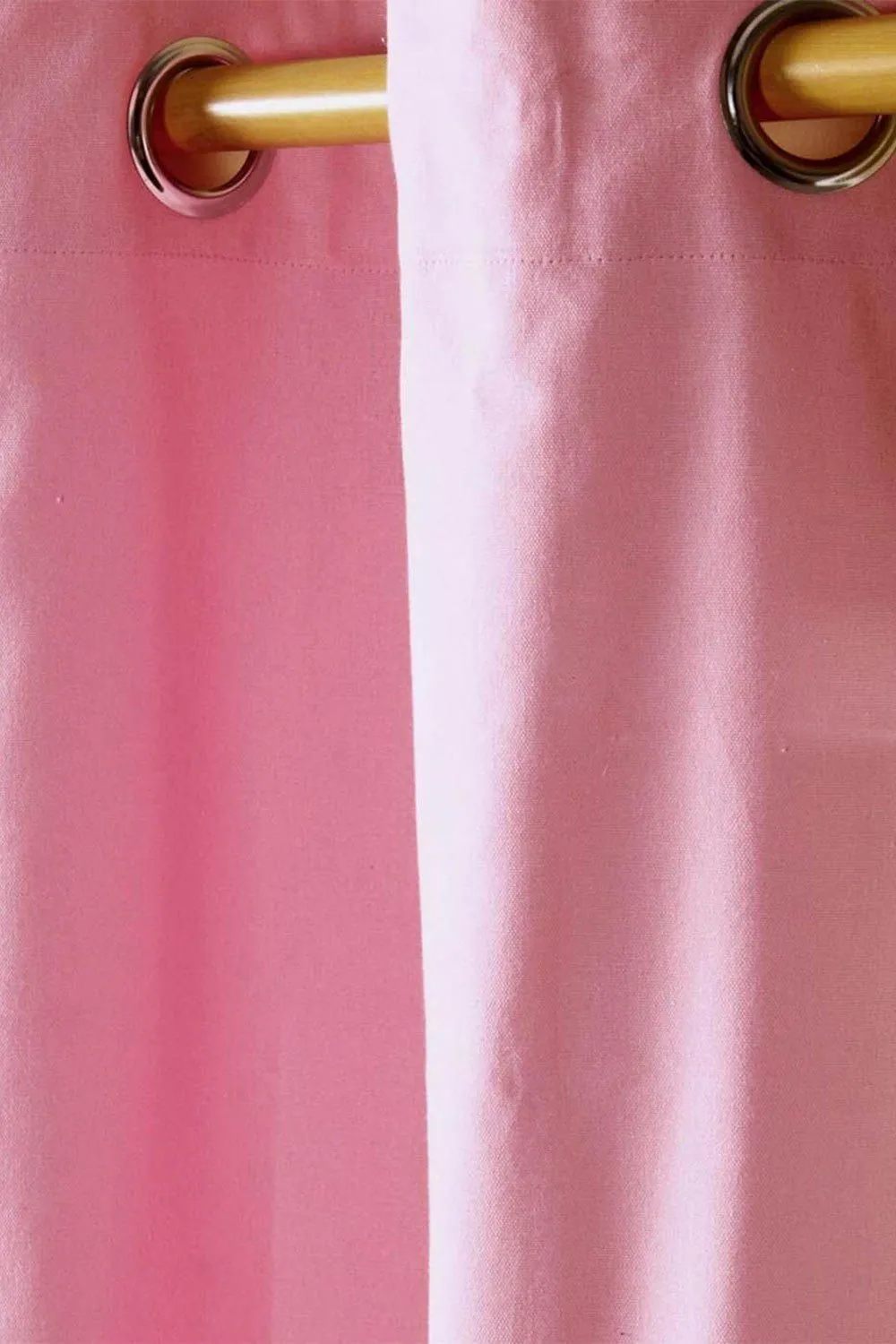 Homescapes Plain Cotton Ready Made Eyelet Curtain Pair in Pink 2