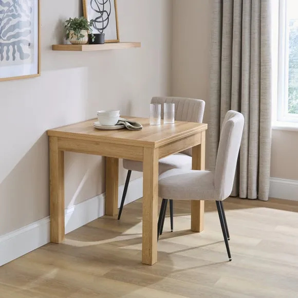 Fulton4-6 Seater Fliptop Oak Effect Dining Table with 4 Taylor Natural Dining Chairs 3
