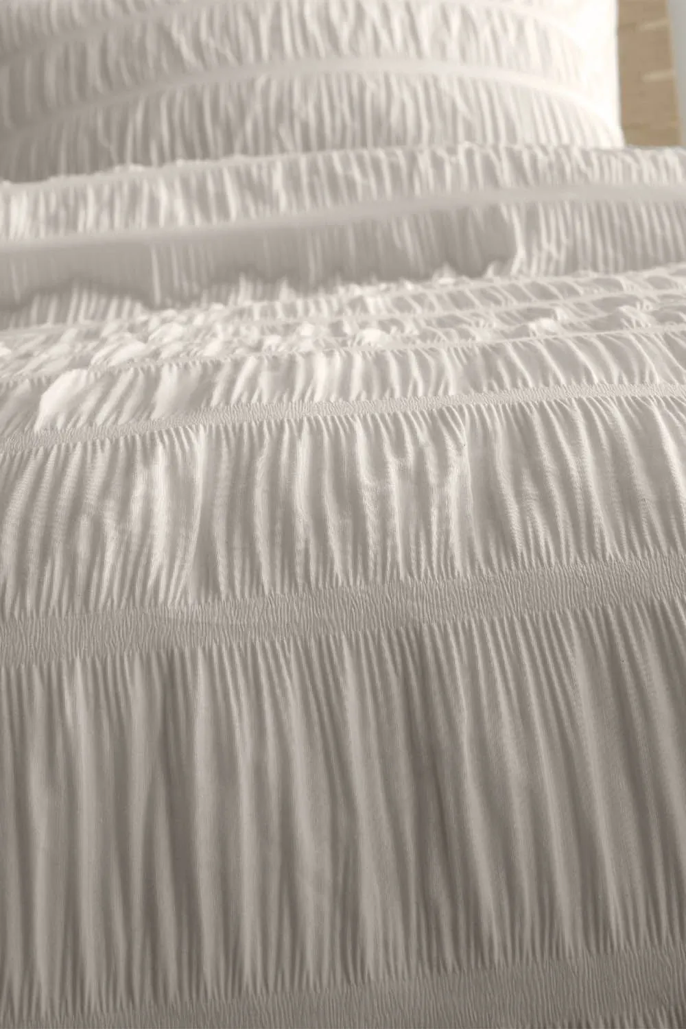 Catherine Lansfield Seersucker Duvet Cover & Pillowcase Set in Natural 3