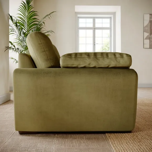 Milton Matte Velvet Snuggle Chair 3