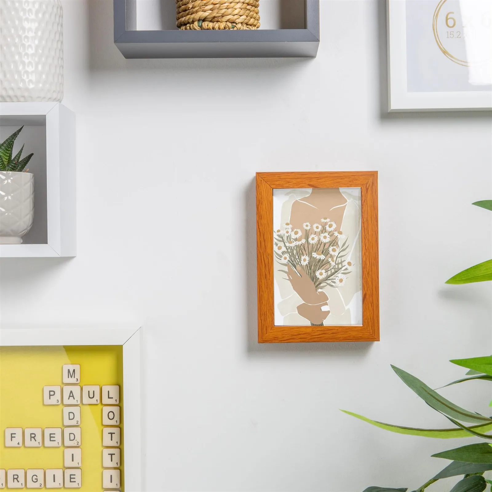 Nicola Spring 3D Box Photo Frame - 4 x 6" in Dark Brown 5