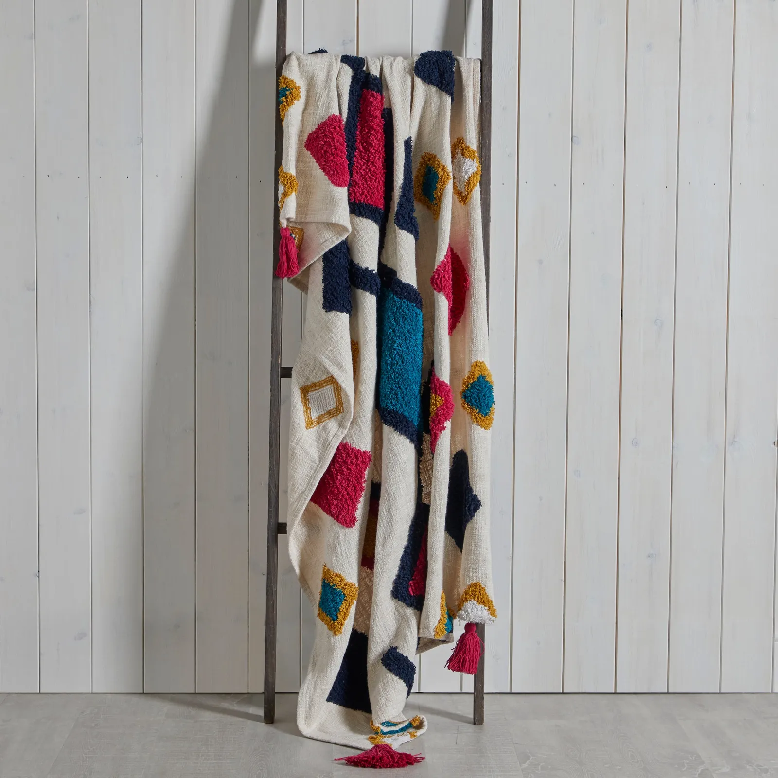 Tufted Multicoloured 130cm x 180cm Throw Blue, Yellow and White