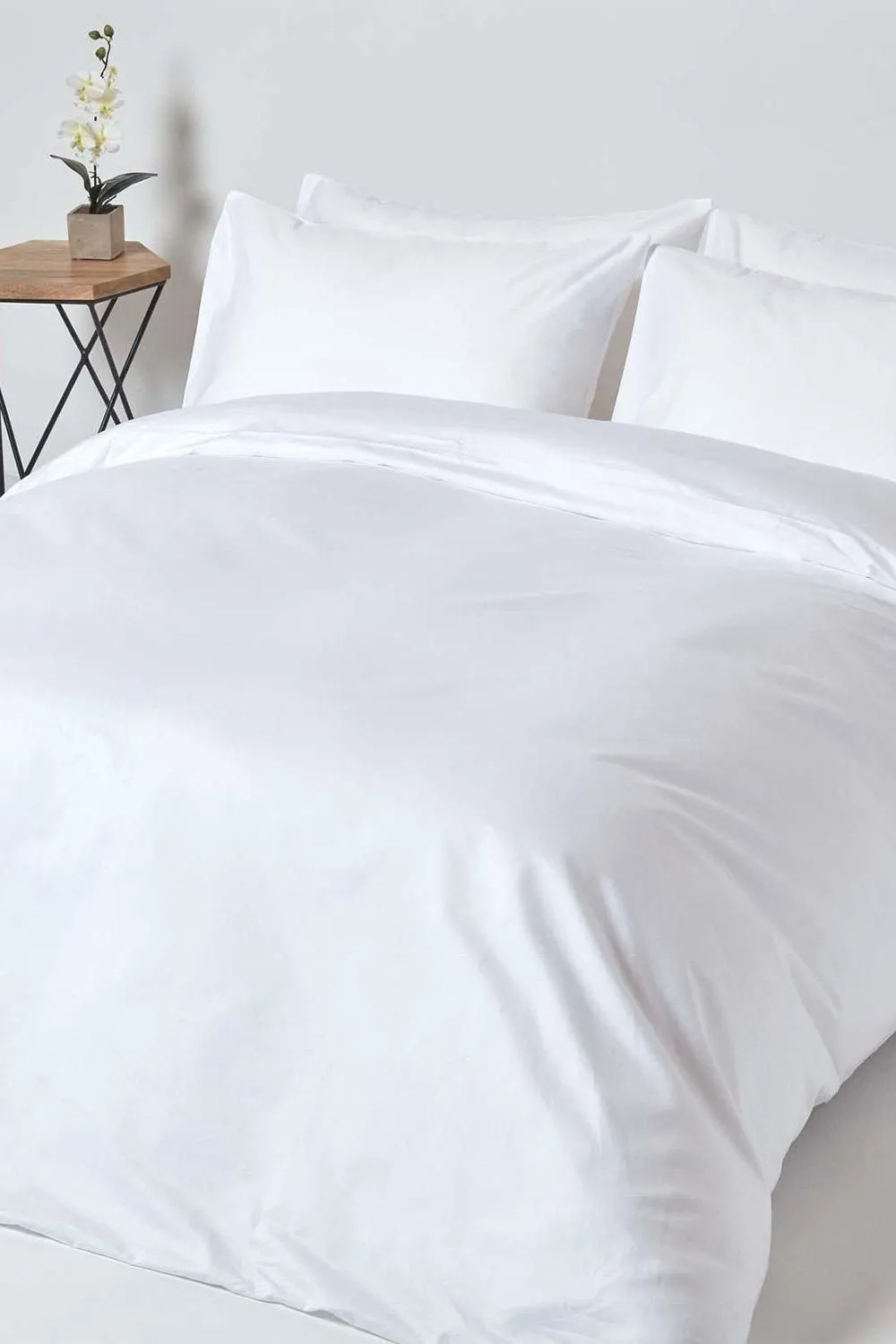 Homescapes Egyptian Cotton Duvet Cover with Pillowcase 1000 TC in White 1