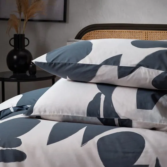 HÖEM Meta Cotton Rich Duvet Cover & Pillowcase Set 3