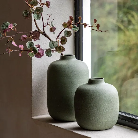 Cedar & Sage Goa Cast Aluminium Olive Vase 3