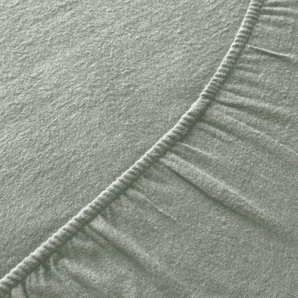 Soft & Cosy Luxury Brushed Cotton Fitted Sheet 2