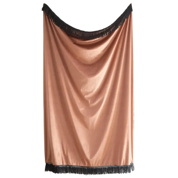 Laurence Llewelyn-Bowen Josephine Velvet Throw Blanket 130cm x 180cm 4