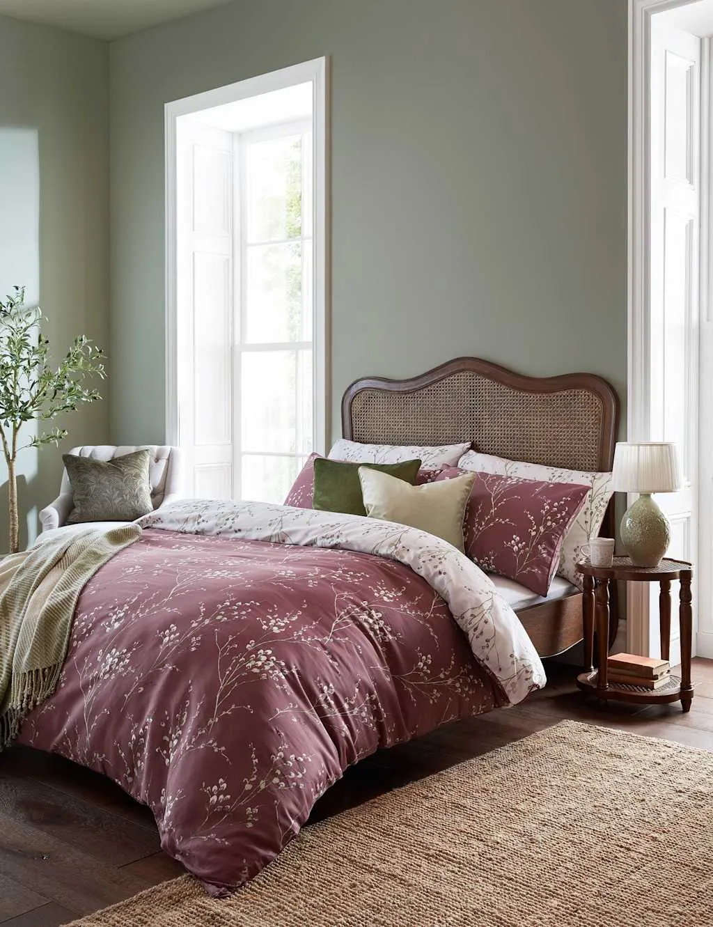 Laura Ashley Pure Cotton Sateen Pussy Willow Bedding Set Purple Mix