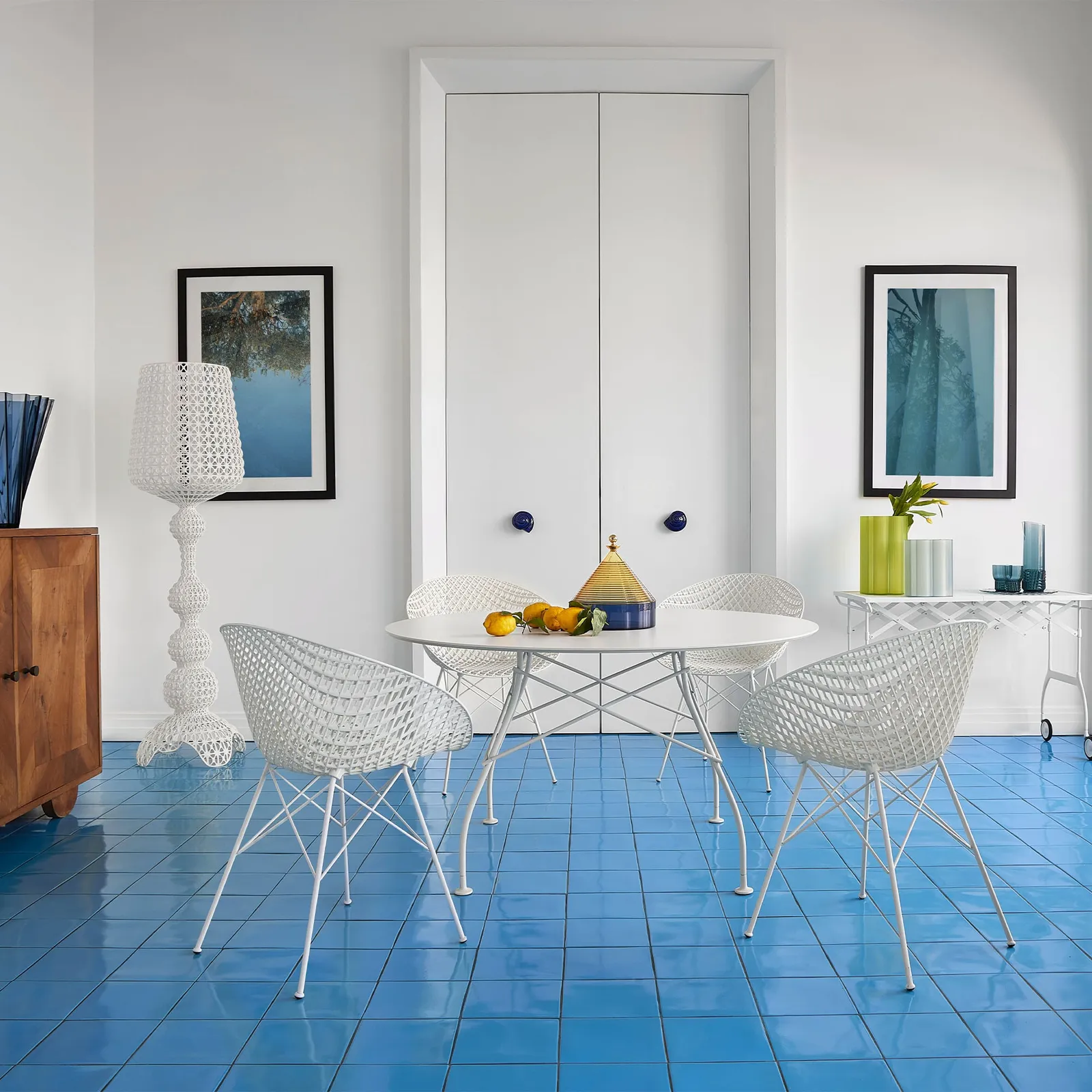Kartell Glossy 128Cm Round Dining Table, Round, White Stone | Barker & Stonehouse 1