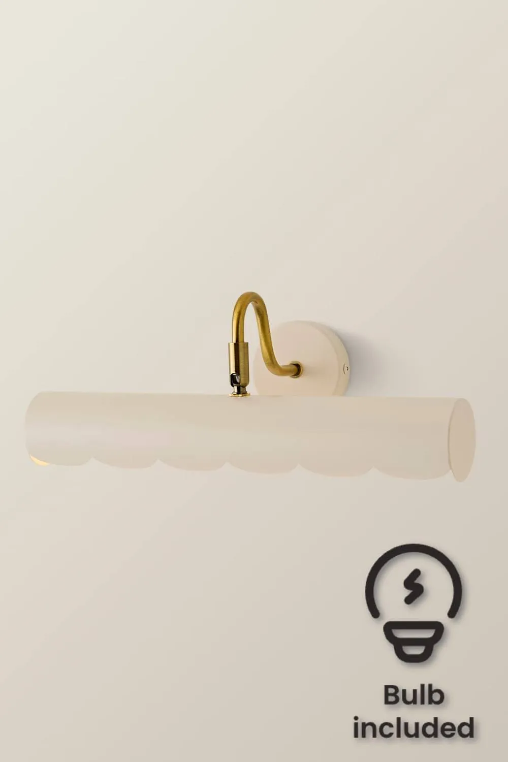 ValueLights Millie Flower Scallop Edge Adjustable Picture Wall Light & Bulb in Cream