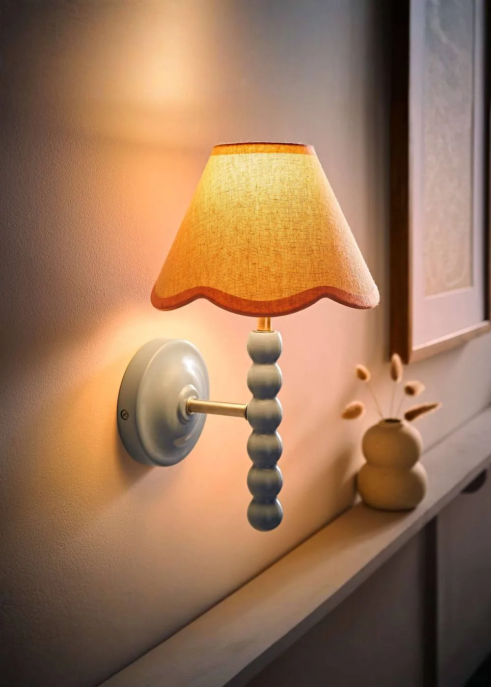ValueLights Bobbins Powder Blue Bobble Wall Light & Linen Pastel Trim Lamp Shade in Pale Pink 2