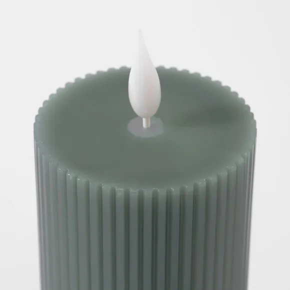LED Tap Out Ribbed Pillar Candle 2