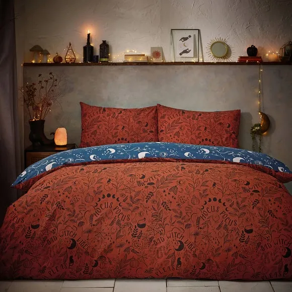 Furn. Witchy Vibes Duvet Cover and Pillowcase Set Rust