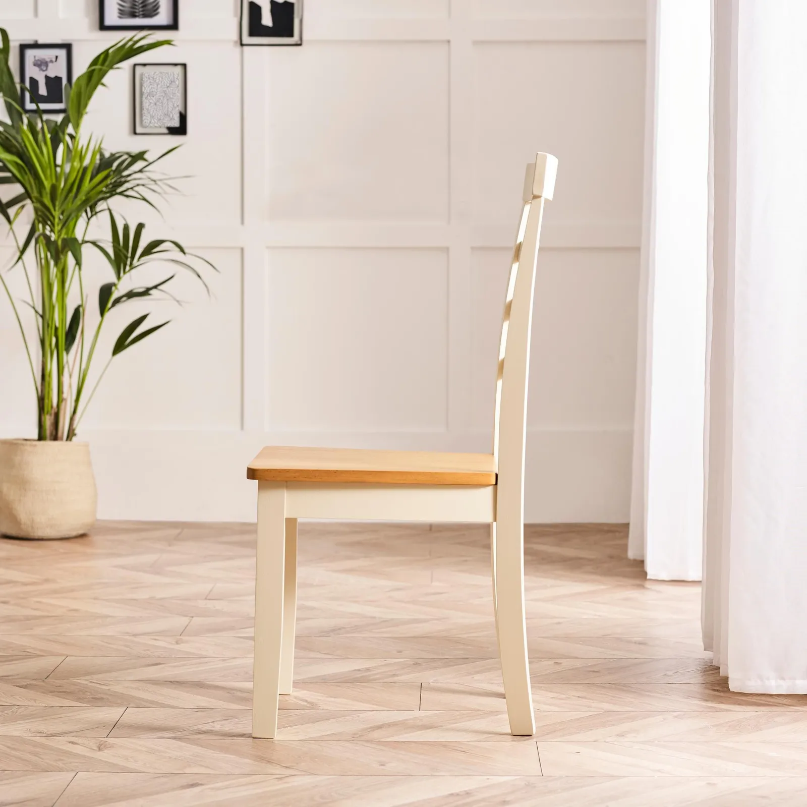 FurnitureboxUK Set of 2 Whitby Solid Wood Dining Chairs in Cream 4