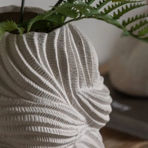Crossland Grove Valence Vase 240Mm, Cream 2