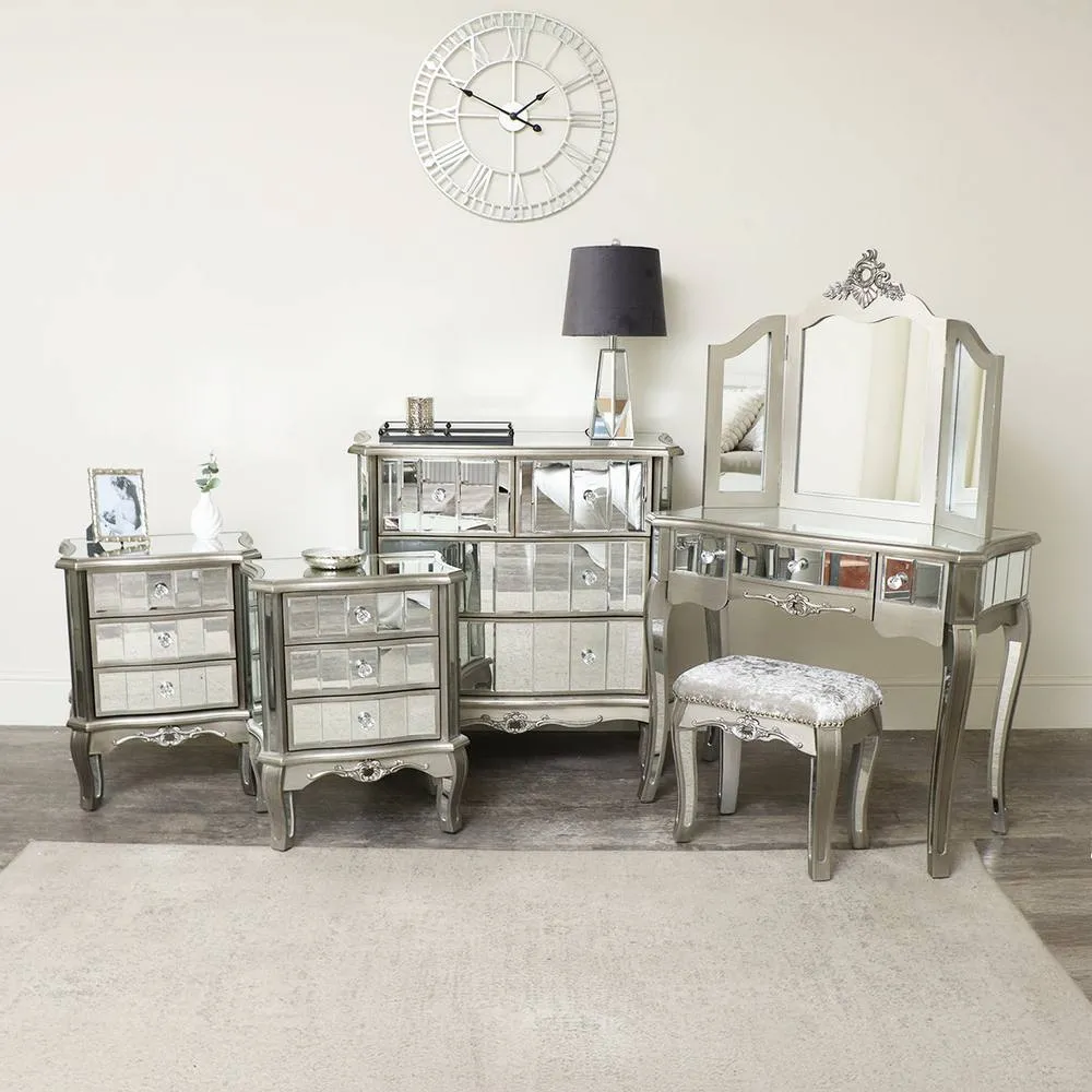 Melody Maison Chest, Dressing Table Set & Pair of Bedside Tables - Tiffany Range in Silver