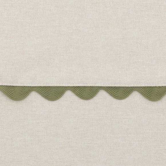 Luna Wave Blackout Roman Blind 2