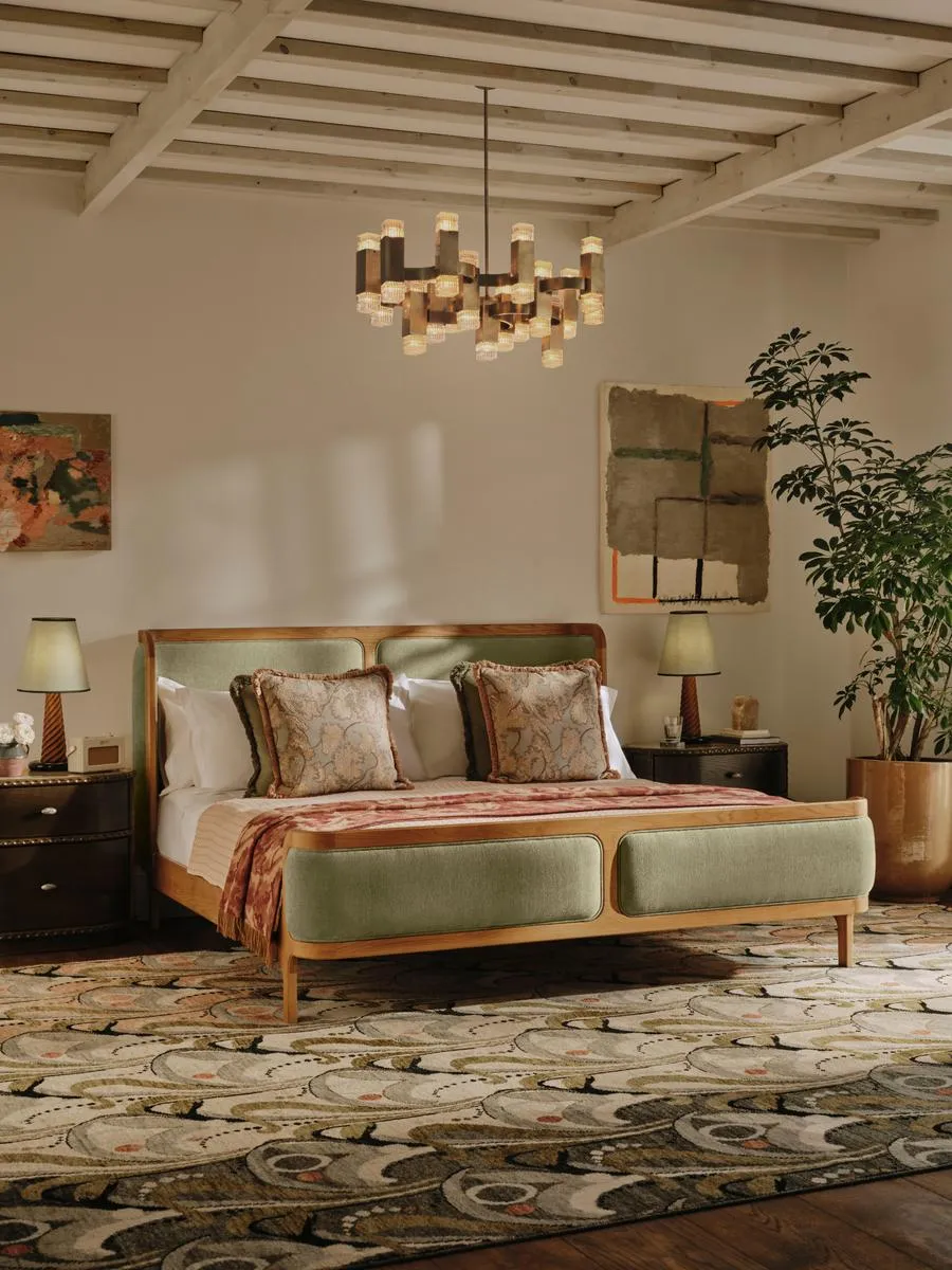 Belsa Bed, Light Wood, Super king, Linen Chenille, Sage