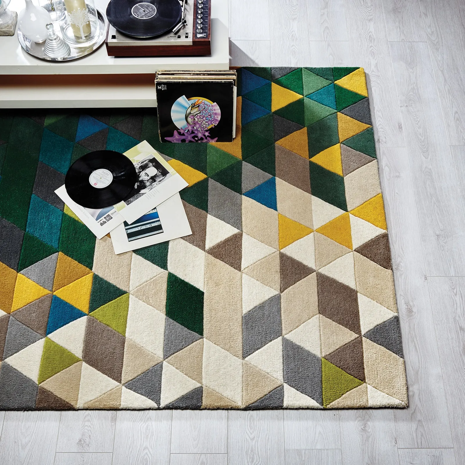 Green Illusion Geometric Prism Rug 1