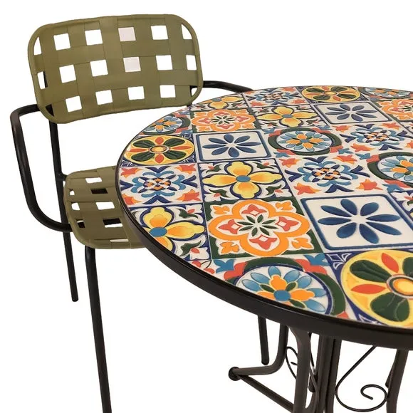 Summer Terrace Charlotte Round Bistro Table with 2 Karin Chairs 3