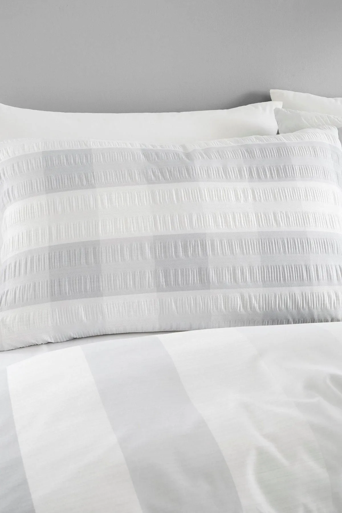 Fusion 'Seersucker Gingham' Textured Duvet Cover Set in Silver 2