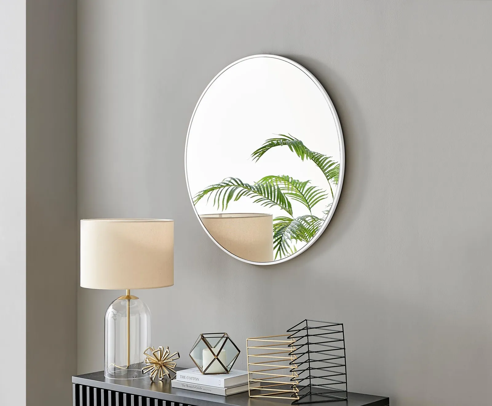 FurnitureboxUK Emma 80cm Medium Art Deco Metal Frame Round Hallway Bedroom Dining & Living Room Wall Mirror in White 1