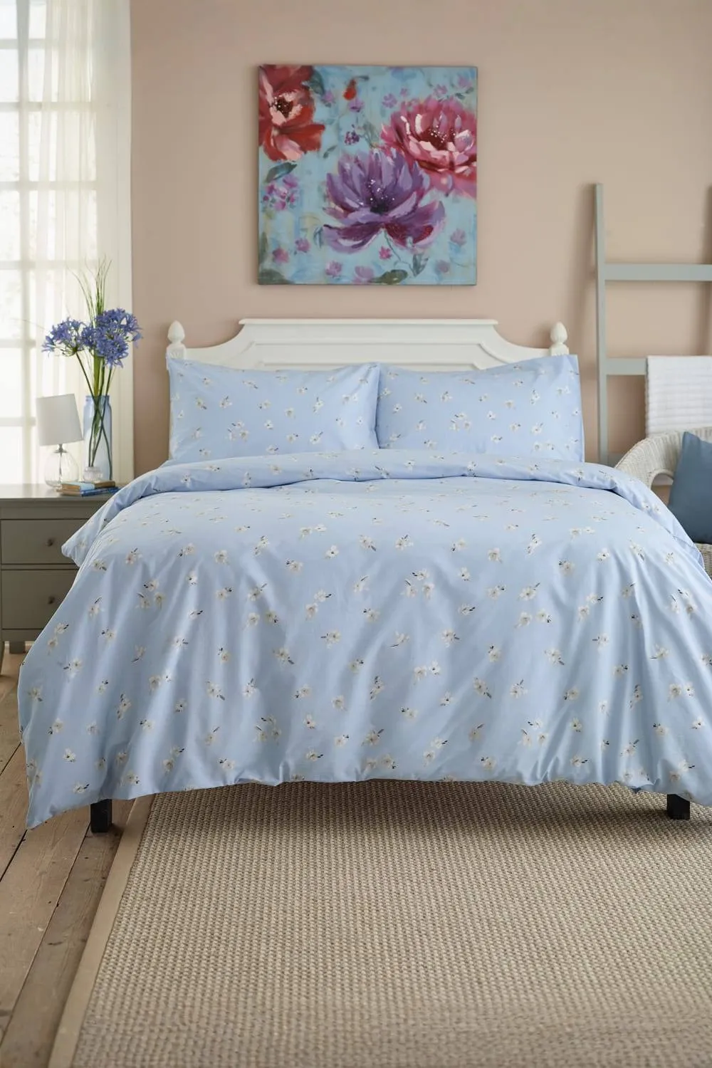 Deyongs Meadow Duvet Set with Printed Design in Blue