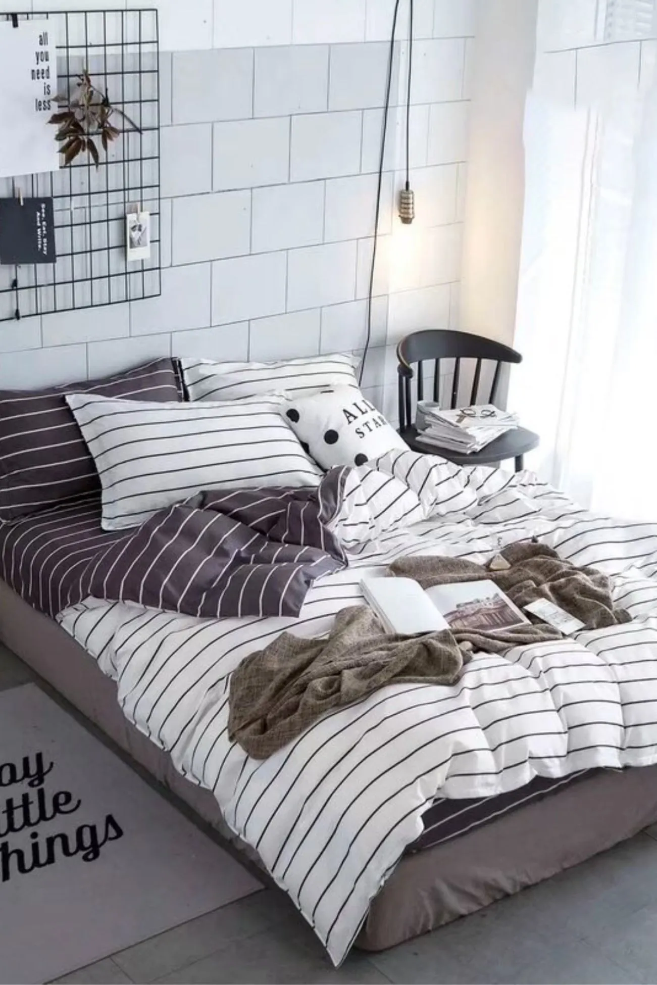Ezysleep Pinstripe Printed Duvet Set in White 2