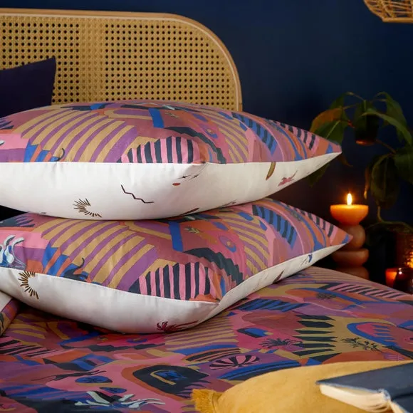 Furn. Eivissa Magenta Duvet Cover and Pillowcase Set 2