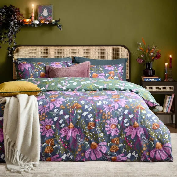 furn. Ghoul Gardens Polycotton Duvet Cover & Pillowcase Set 1