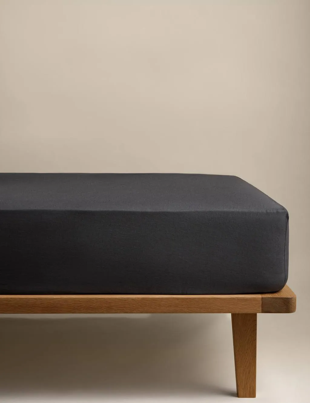 M&S Pure Linen 190gsm Deep Fitted Sheet Charcoal