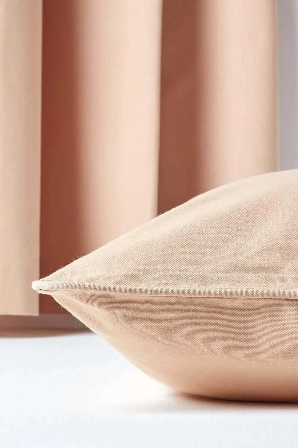 Homescapes Cotton Plain Cushion Cover in Beige 5