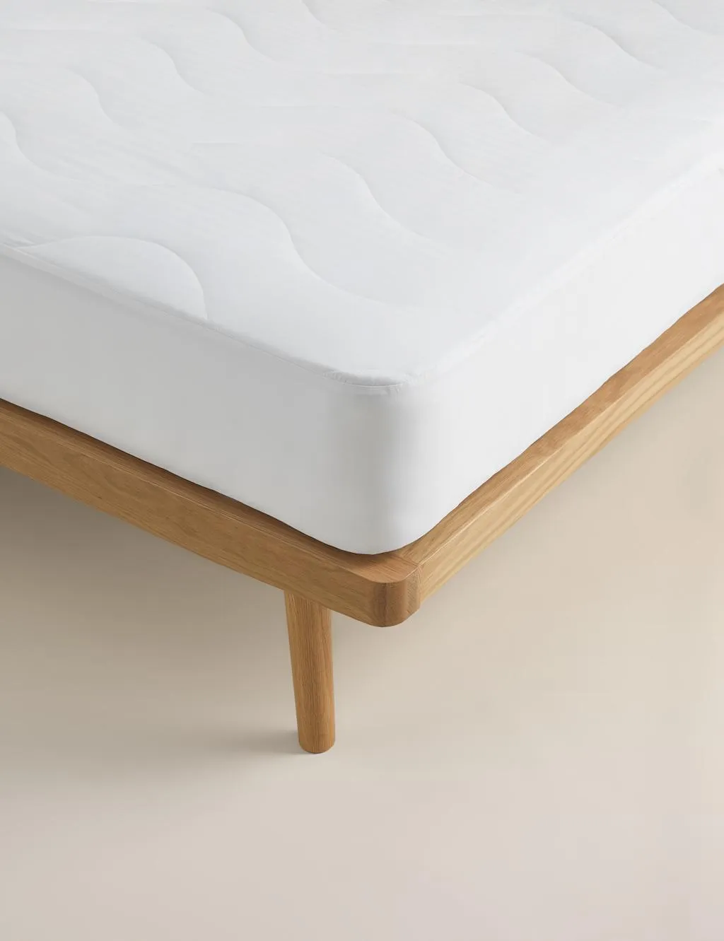 M&S Smart Wash & Dry Extra Deep Mattress Protector White